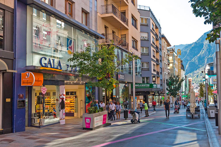 Hotel Marfany situado en Escaldes-Engordany de Andorra, OTP ha realizado el proyecto ejecutivo de las instalaciones