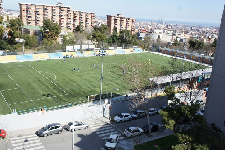 Campo de fútbol municipal de la Guineueta, informe previo técnico en màteria de normativa sectorial, realizado por la ingeniería de Barcelona OTP Global Engineering