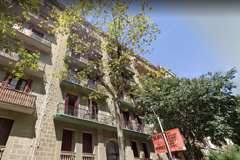 Comunitat de propietaris situada al carrer Provença de Barcelona, ​​projecte de legalització de l'Instal·lació elèctrica realitzat per l'enginyeria de Barcelona OTP Global Engineering