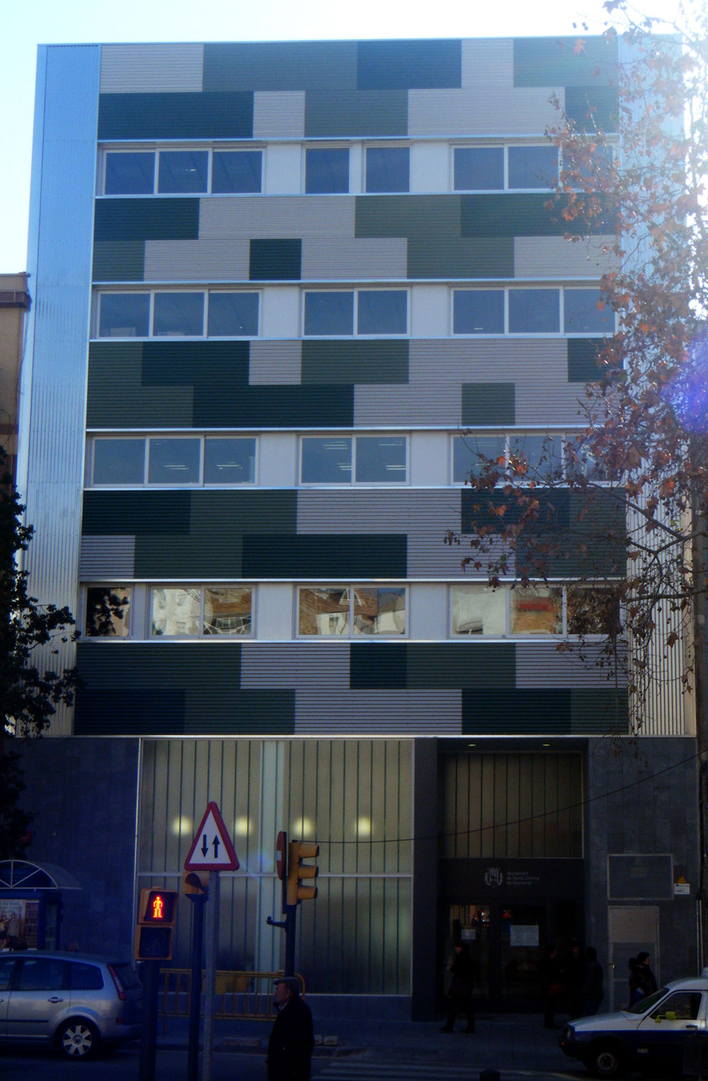 Escuela de adultos, edificio