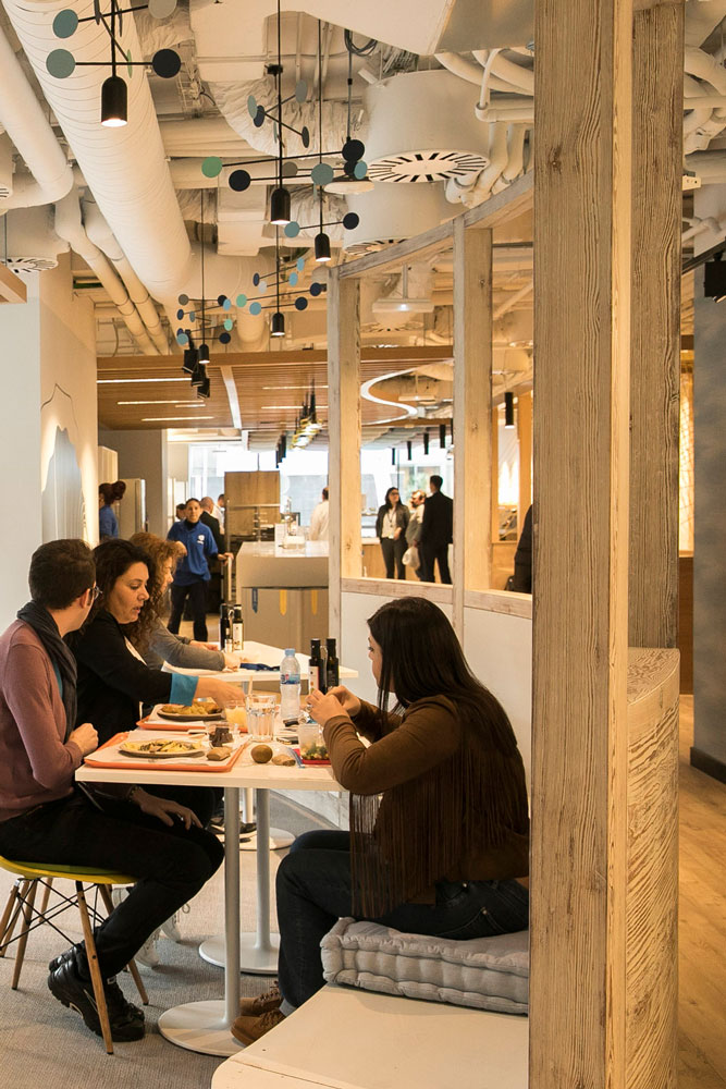 BCN10 amazon oficinas del 22@ de Barcelona, proyecto de actividad realizado por al ingeniería OTP Global Engineering