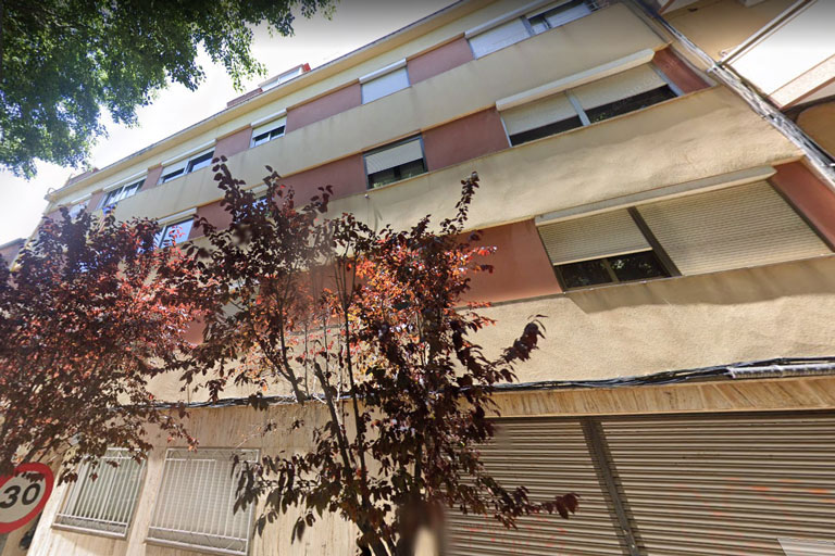 Comunitat de propietaris situada al carrer Vallerona d´Esplugues de LLobregat, ​​projecte de legalització de l'Instal·lació elèctrica realitzat per l'enginyeria de Barcelona OTP Global Engineering