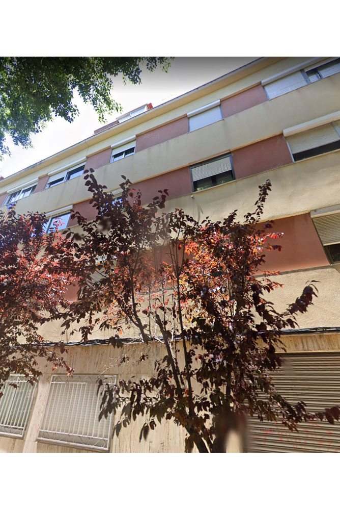Comunidad de propietarios situada en la calle Vallerona de Esplugues de Llobregat, ​​proyecto de legalización de la Instalación eléctrica realizado por la ingeniería de Barcelona OTP Global Engineering