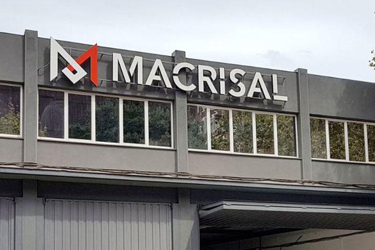 Macrisal nave industrial de la Verneda, proyecto realizado por OTP ingenieria