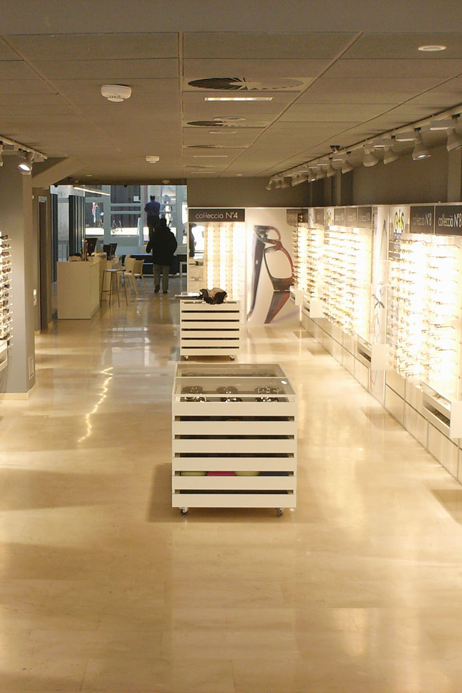 Optica Gfs situada en la ronda Sant Pau de Barcelona